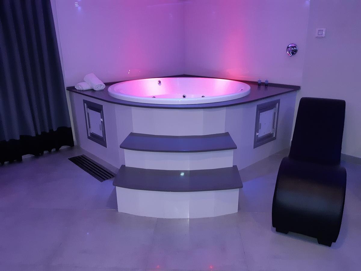 Spat Business Holon Exterior foto