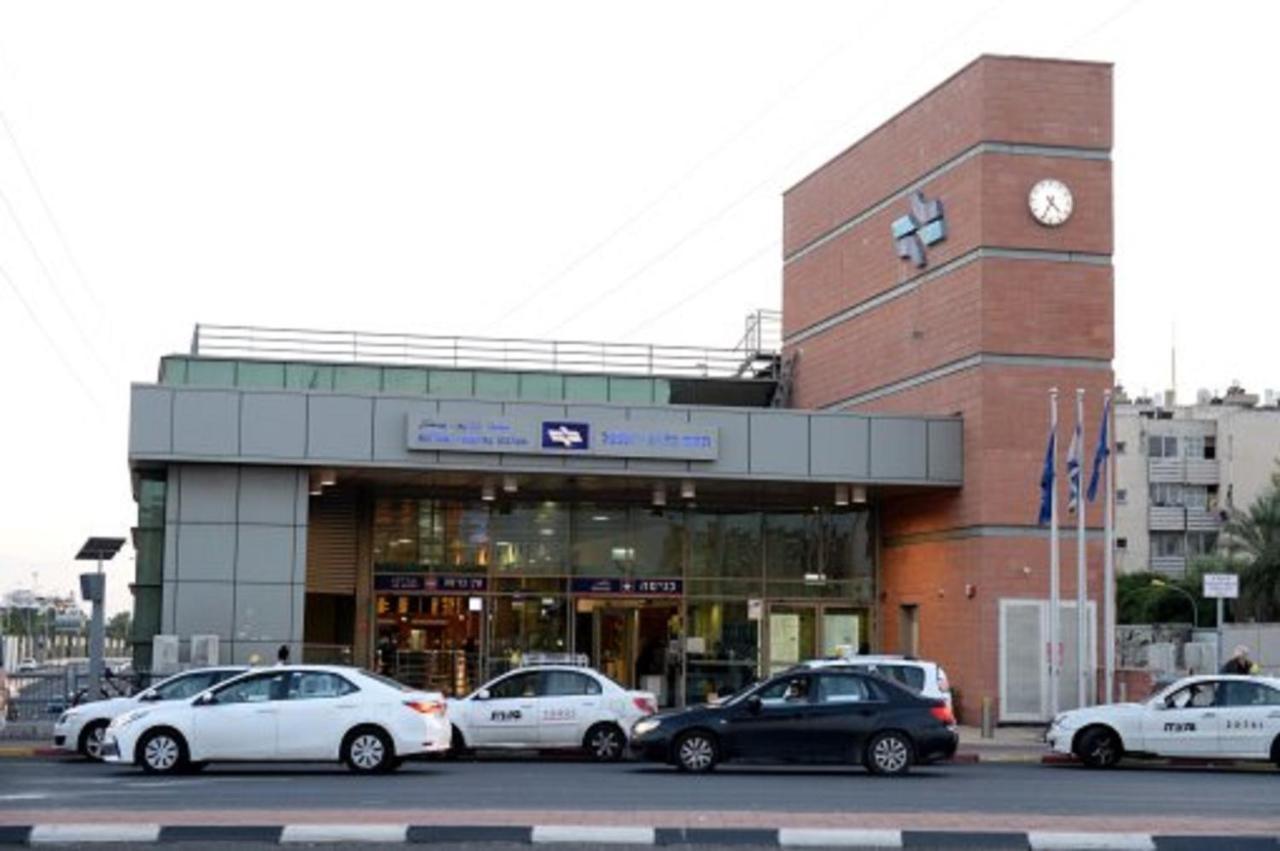 Spat Business Holon Exterior foto
